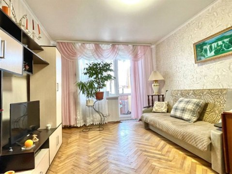 3-к квартира, 2/5 эт., 54м²