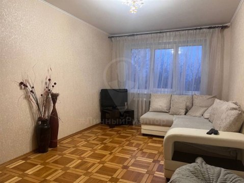 3-к квартира, 5/5 эт., 55м²