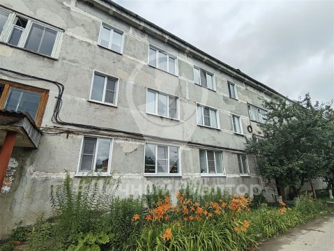 3-к квартира, 1/3 эт., 58м²