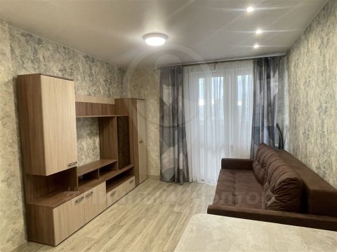 1-к квартира, 10/25 эт., 40м²