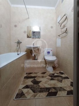 2-к квартира, 5/10 эт., 57м²