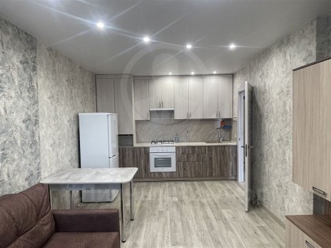 1-к квартира, 10/25 эт., 40м²