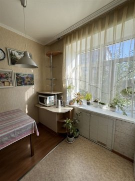 3-к квартира, 5/5 эт., 76м²