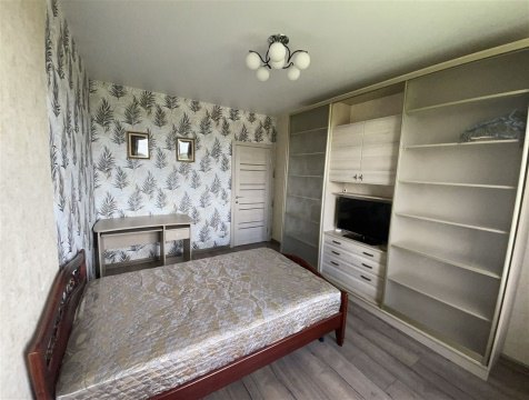 2-к квартира, 12/14 эт., 55м²