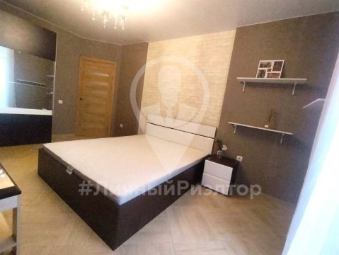 1-к квартира, 10/10 эт., 36м²