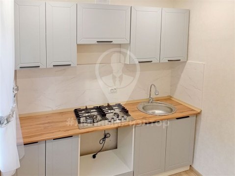 2-к квартира, 4/5 эт., 49м²