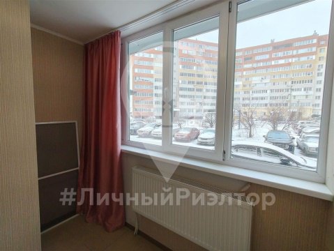 2-к квартира, 1/10 эт., 54м²