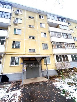 3-к квартира, 5/5 эт., 65м²