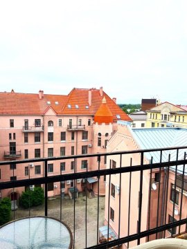 3-к квартира, 7/7 эт., 80м²