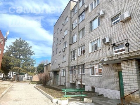 2-к квартира, 5/5 эт., 50м²