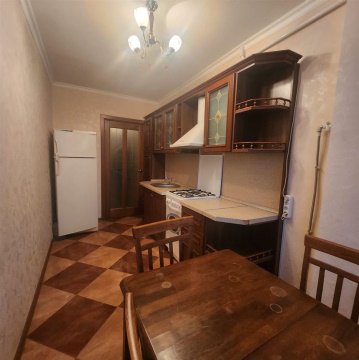 3-к квартира, 8/9 эт., 88м²