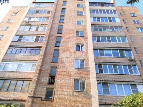 2-к квартира, 9/9 эт., 52м²