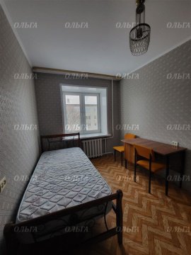 3-к квартира, 4/5 эт., 58м²