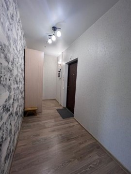 1-к квартира, 4/18 эт., 43м²