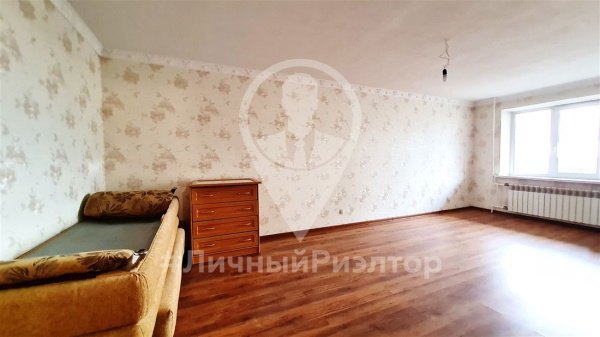 2-к квартира, 6/10 эт., 77м²