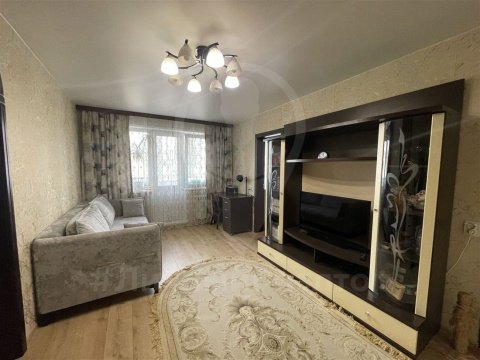 2-к квартира, 5/5 эт., 44м²