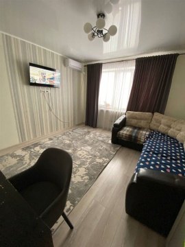 2-к квартира, 10/10 эт., 50м²