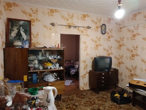 2-к квартира, 1/1 эт., 42м²