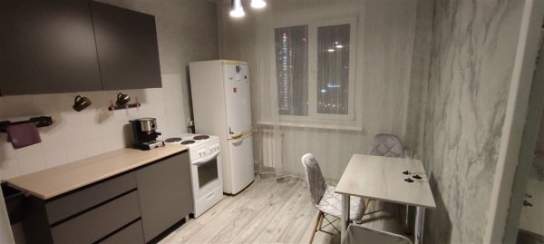 1-к квартира, 10/10 эт., 36м²
