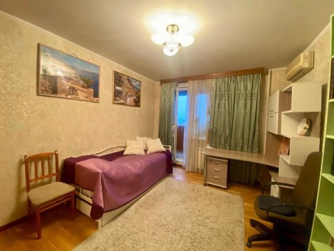 4-к квартира, 17/17 эт., 110м²