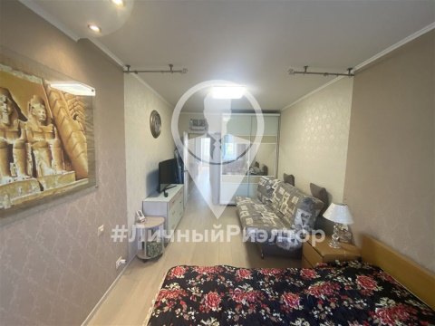 2-к квартира, 1/10 эт., 52м²