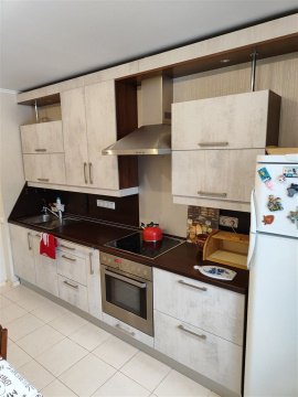 2-к квартира, 4/16 эт., 55м²