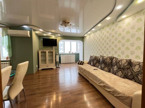 4-к квартира, 3/10 эт., 80м²