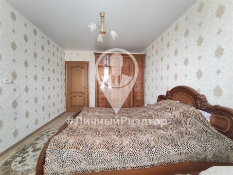 2-к квартира, 18/25 эт., 77м²