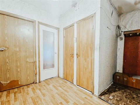 2-к квартира, 2/12 эт., 50м²