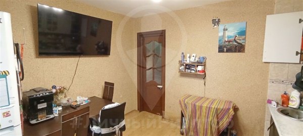 1-к квартира, 9/10 эт., 42м²