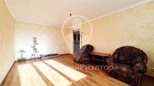 2-к квартира, 6/10 эт., 77м²