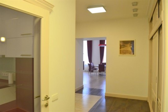 4-к квартира, 3/5 эт., 162м²