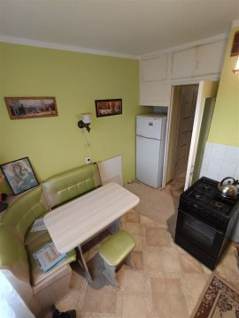 2-к квартира, 3/5 эт., 52м²