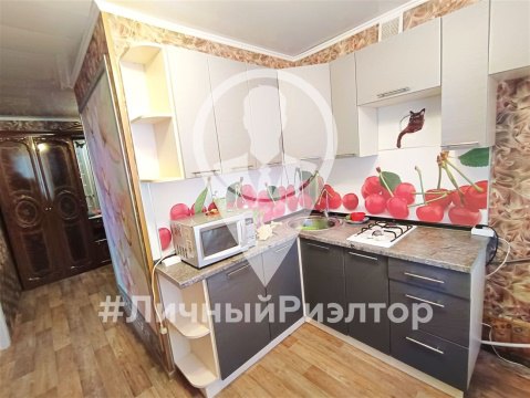 2-к квартира, 5/5 эт., 42м²