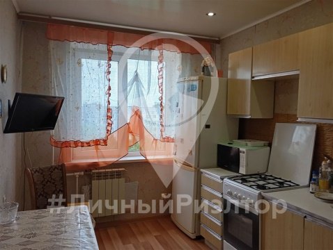 2-к квартира, 9/9 эт., 52м²