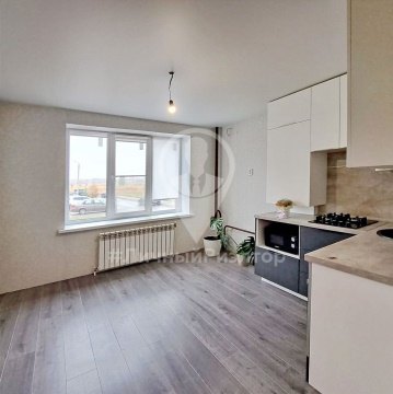 1-к квартира, 1/4 эт., 40м²