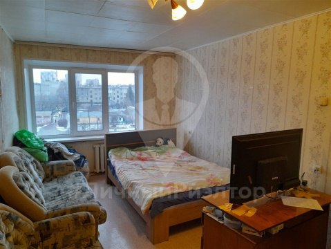 3-к квартира, 5/5 эт., 60м²