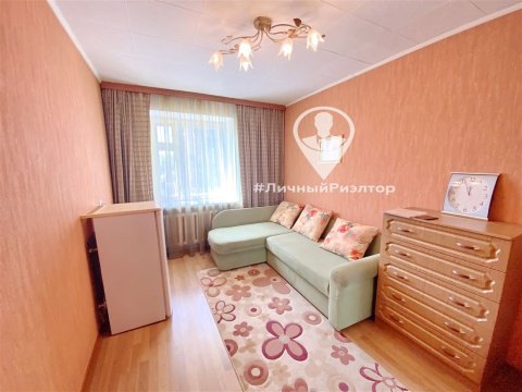 2-к квартира, 5/5 эт., 50м²