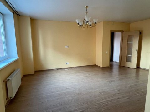 2-к квартира, 4/19 эт., 56м²