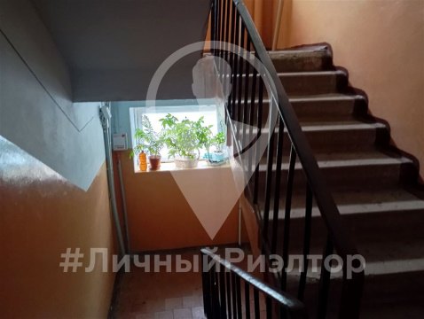 2-к квартира, 4/5 эт., 49м²