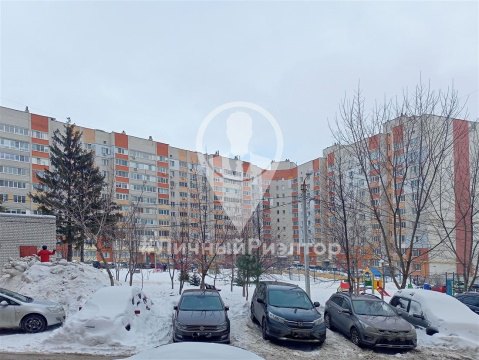 1-к квартира, 9/10 эт., 45м²