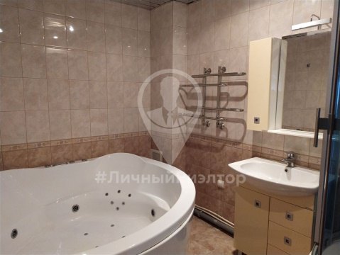 3-к квартира, 3/10 эт., 118м²