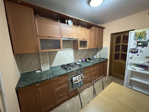 3-к квартира, 4/5 эт., 60м²