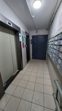 2-к квартира, 2/16 эт., 60м²