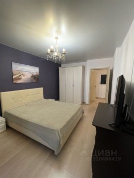 1-к квартира, 12/18 эт., 50м²