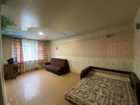 3-к квартира, 2/5 эт., 69м²