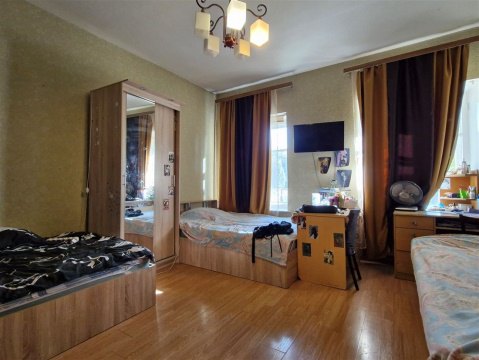 3-к квартира, 2/4 эт., 75м²