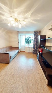 3-к квартира, 5/9 эт., 58м²