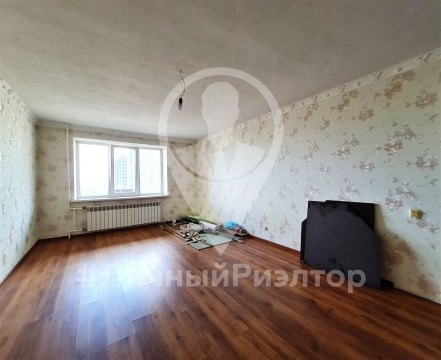 2-к квартира, 6/10 эт., 77м²