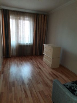 2-к квартира, 12/17 эт., 60м²